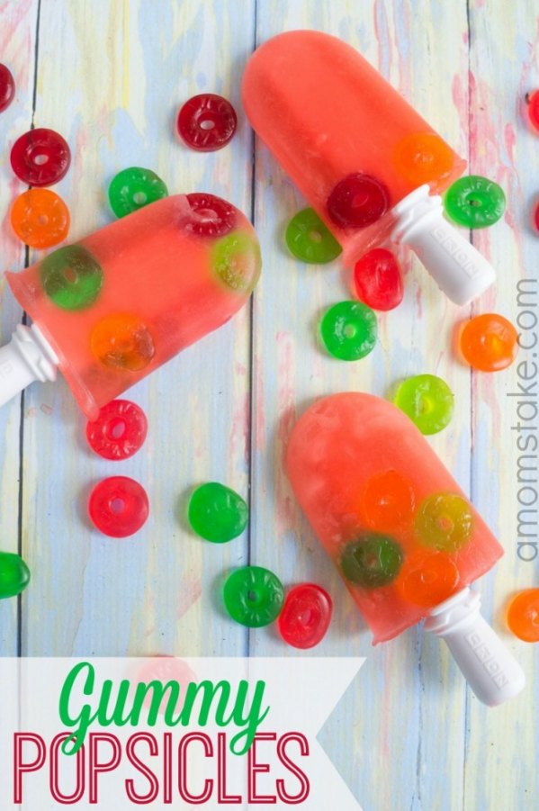 Cool off with these Gummy Popsicles!
