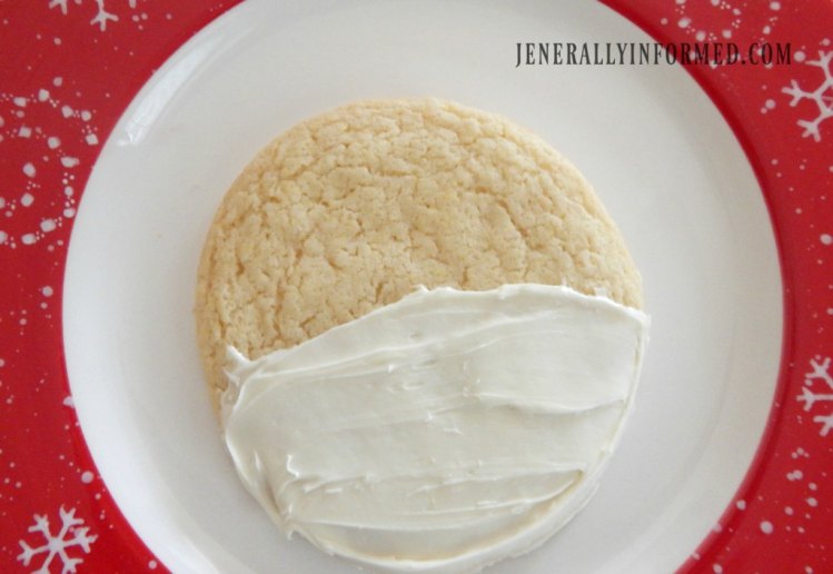 Easy Snow Globe Sugar Cookies! Get your baking done in less than an hour.