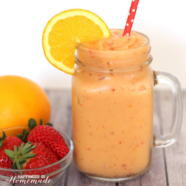 Coldbuster Immunity Boosting Smoothie From Happiness is Homemade.