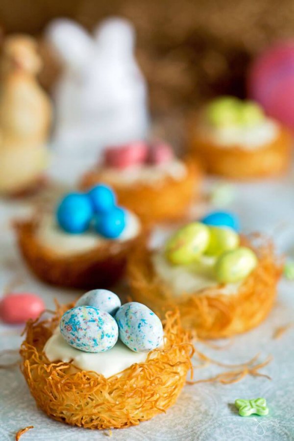 No-Bake Cheesecake in Kataifi Nests  from All That's Jas.