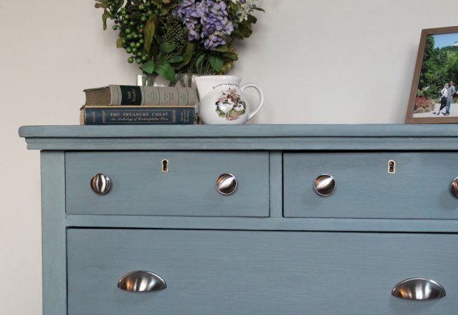 How to Get Amazing Results with Milk Paint from Just Measuring Up.