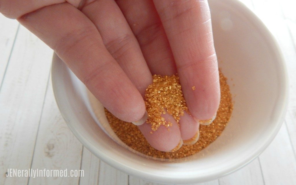 Learn how to make super easy "Golden" Leprechaun Rice Krispie treats just in time for St Patrick's day!