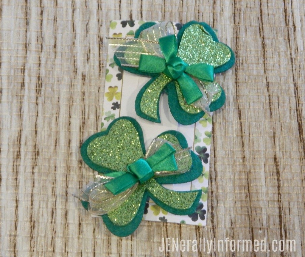 DIY Lucky #Shamrock Pins & Headbands! #stpatricksday