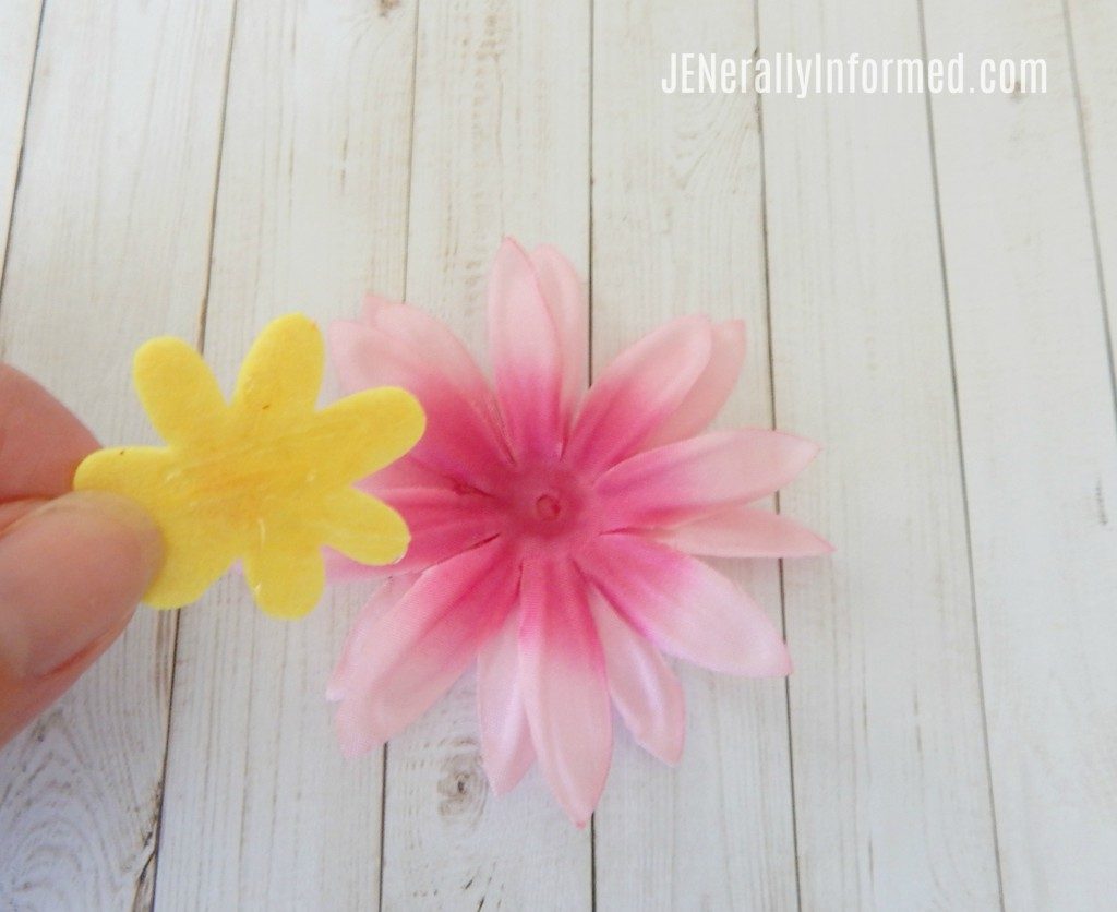 Learn how to make these adorable DIY hair accessories just in time to welcome Spring! 