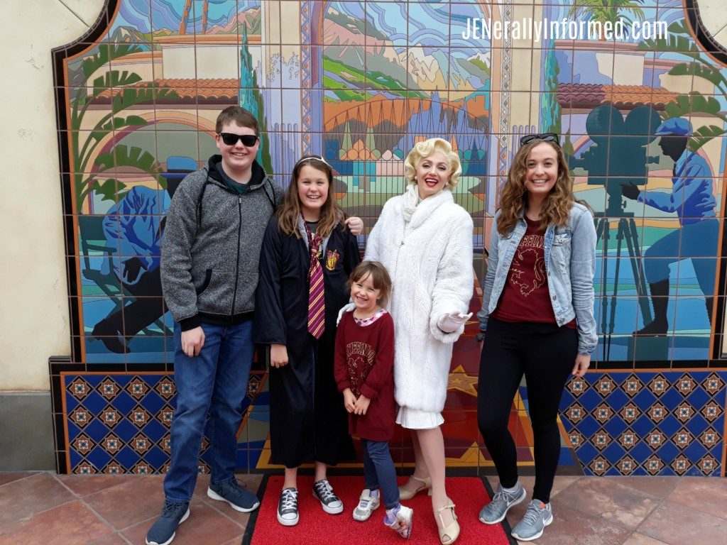 Planning a trip to Universal Studios Hollywood? Here are our favorite family atrractions to check out while you're there! #ad @UniStudios