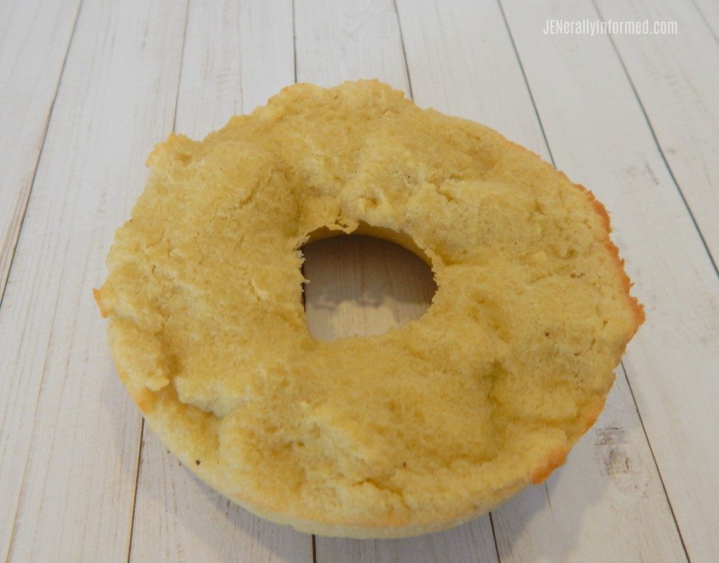 Looking for a sweet treat that works with #keto? Try these key lime donuts! #cooking #food