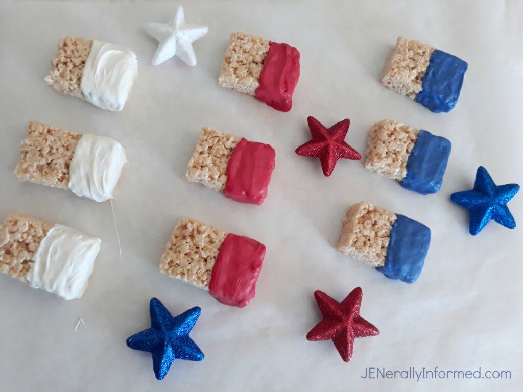 Celebrate #MemorialDay with these super easy to make Red, White and BOOM Rice Krispie Treats!" #cooking #desserts