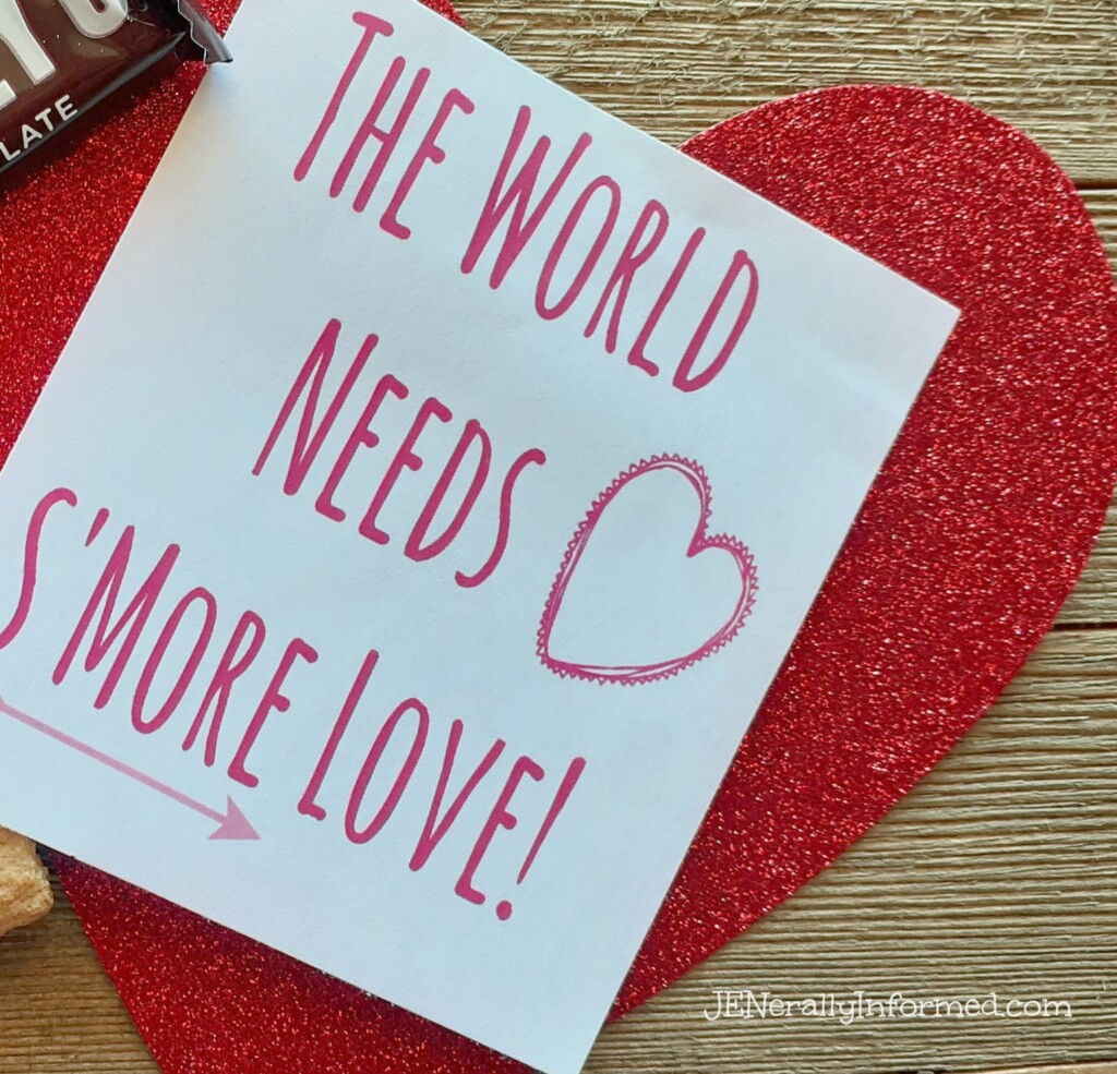 Share a little love this #ValentinesDay with this easy to make S'Mores goody bag! Plus a free printable!