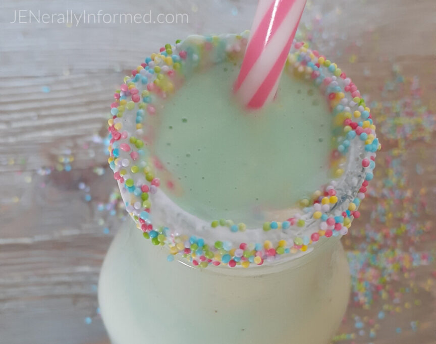 Enjoy an easy-to-make Lucky Green Pistachio quick shake with only 3 simple ingredients! #cooking #drinks #StPatricksDay"