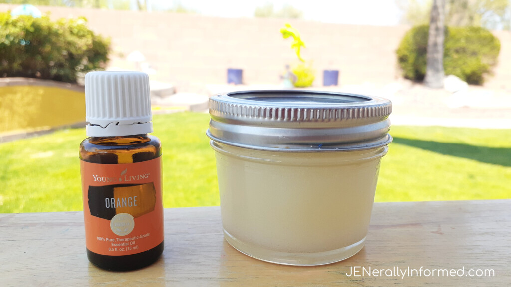 Is the summer making your skin feel dried out and scaly? Learn how to DIY your own Orange #essentialoil sugar scrub to nourish and hydrate!