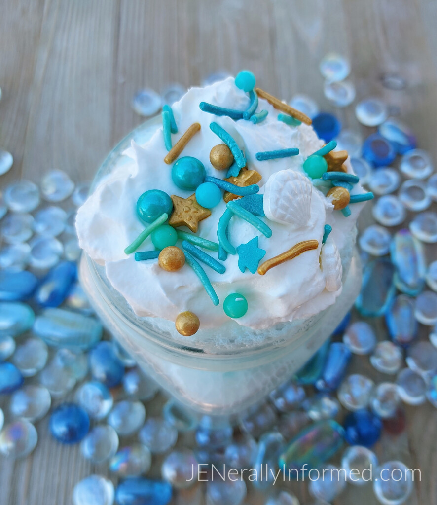 Cool off this summer with a delicious and easy to make-at-home #mermaid float! #desserts #drinks #kidrecipes