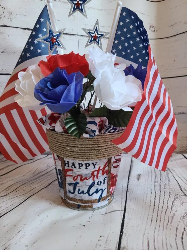 Patriotic Centerpiece Tutorial from Life as a LEO Wife.