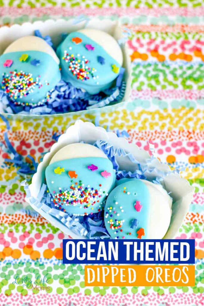 Adorable Ocean-Themed Dipped Oreos for Any Ocean Lover from Living Life as Moms.