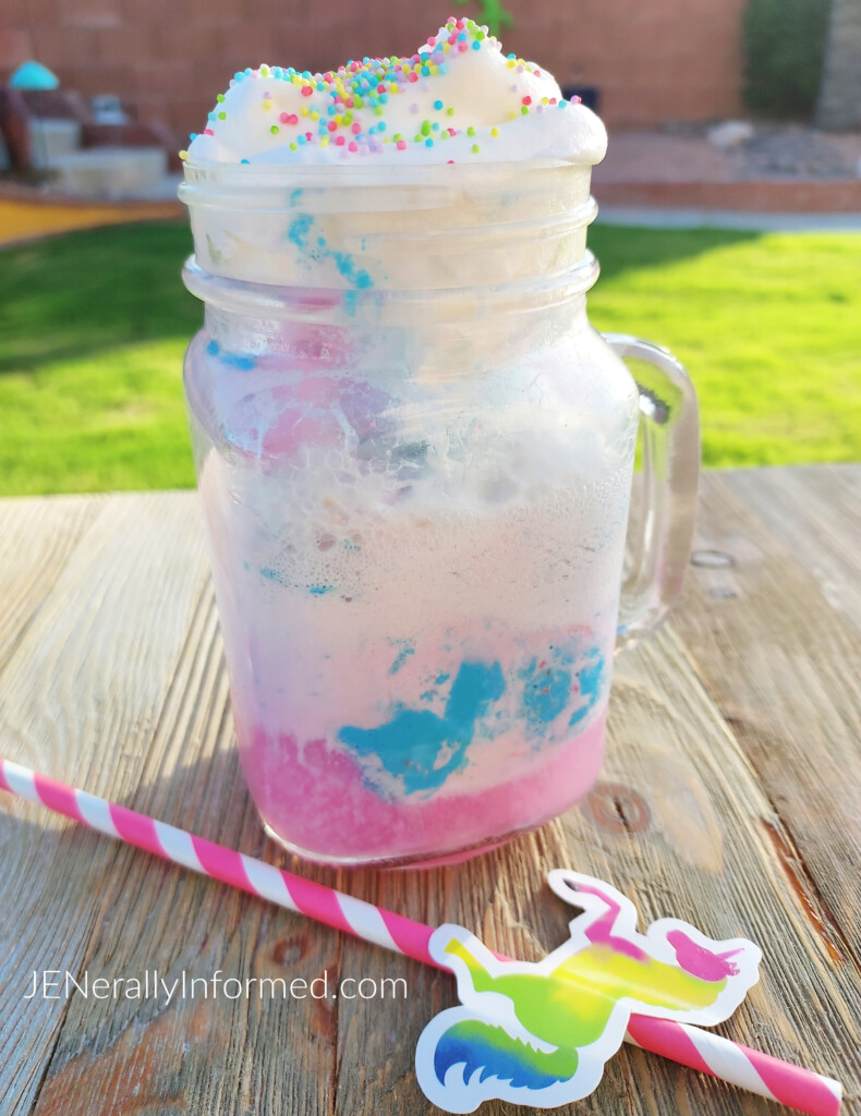 Make the unicorn lover in your life this delicious and easy to make unicorn float!
