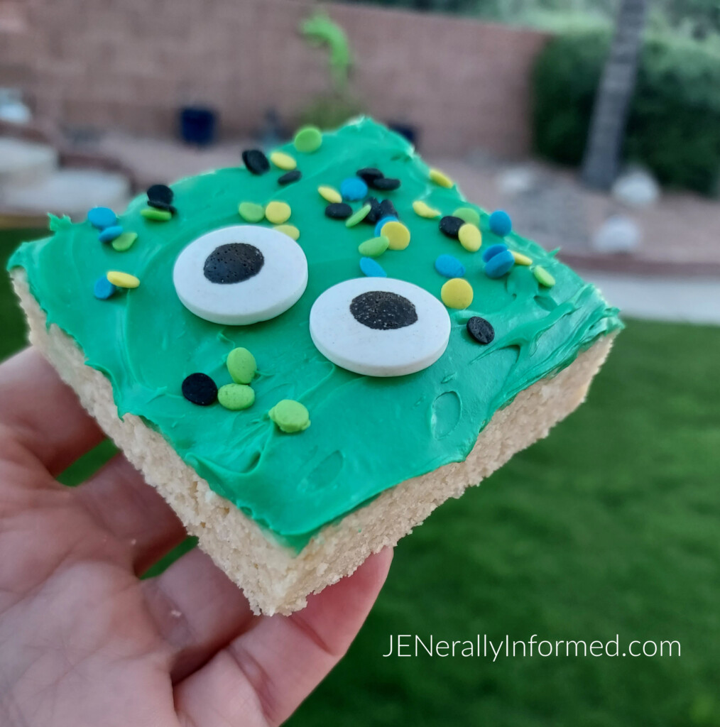 Get ready for #Halloween with these super easy-to-make and delicious monster sugar cookie bars that all your ghouls and ghasts will enjoy!