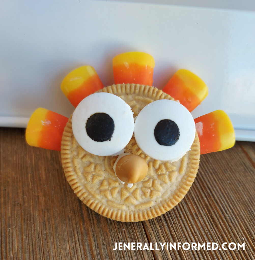 Easy to make Turkey OREO cookies! #Thanksgiving #Thanksgiving desserts #kidsholidayrecipes #easyrecipes