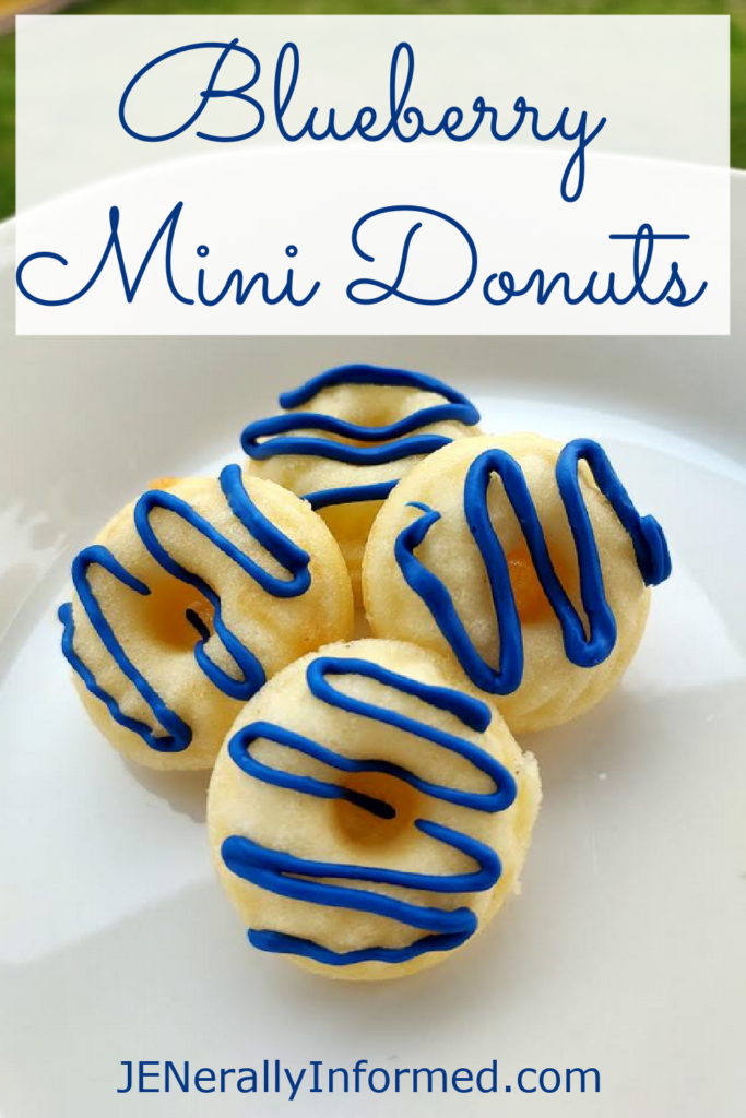 Looking for an easy summer dessert idea? Learn how to make these delicious mini blueberry donuts! #baking #recipes #donuts