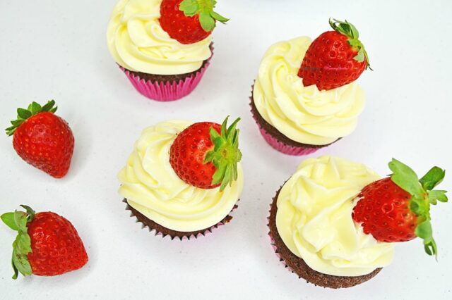 Strawberry Cheesecake Cupcakes Recipe by This Mom’s Confessions.