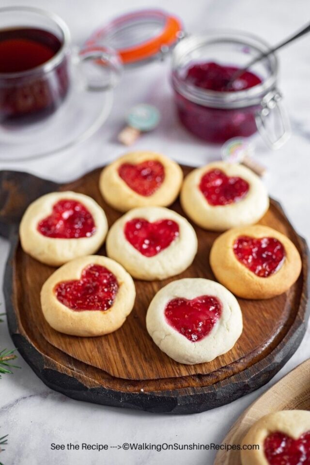 Valentine's Day Cookies from Walking on Sunshine Recipes.