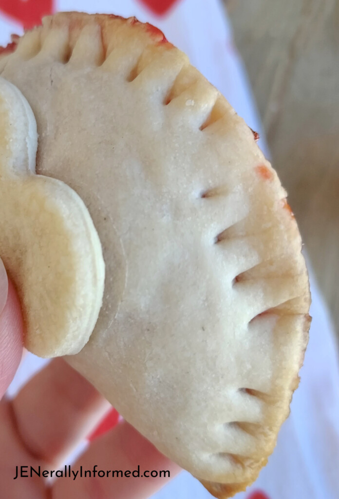 Learn how easy it is to make delicious strawberry empanadas in your air fryer! #recipes #cooking #valentinesday #easydesserts