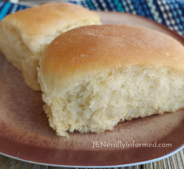 Learn how to make the most delicious and easy dinner rolls ever! #dinnerrolls #dinner #recipes #whatscooking