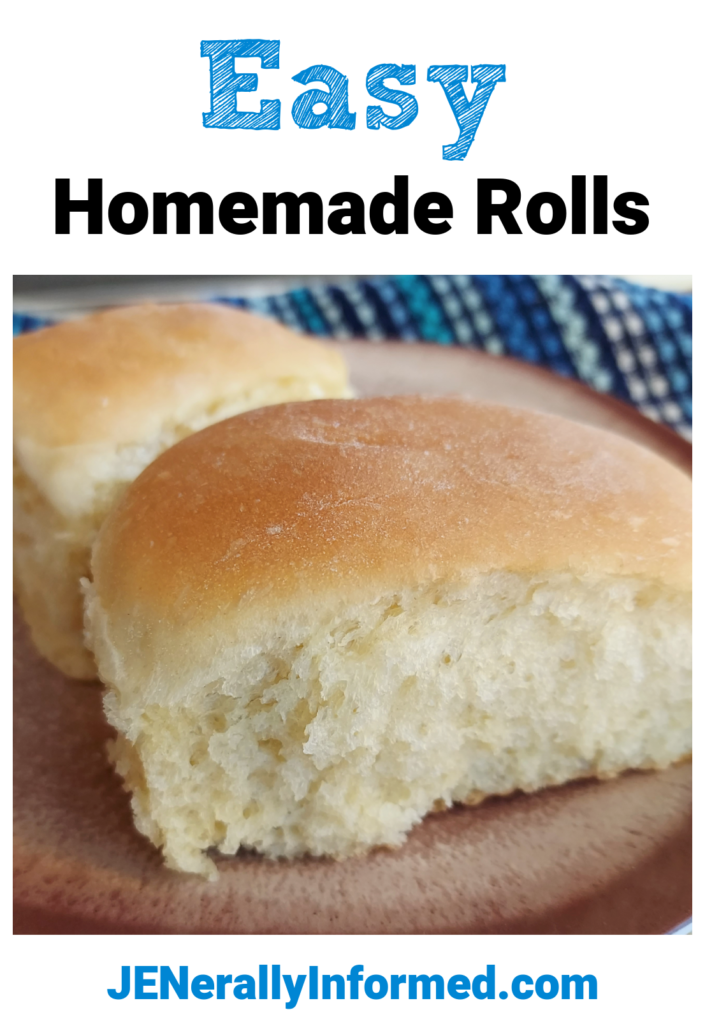 Learn how to make the most delicious and easy dinner rolls ever! #dinnerrolls #dinner #recipes #whatscooking