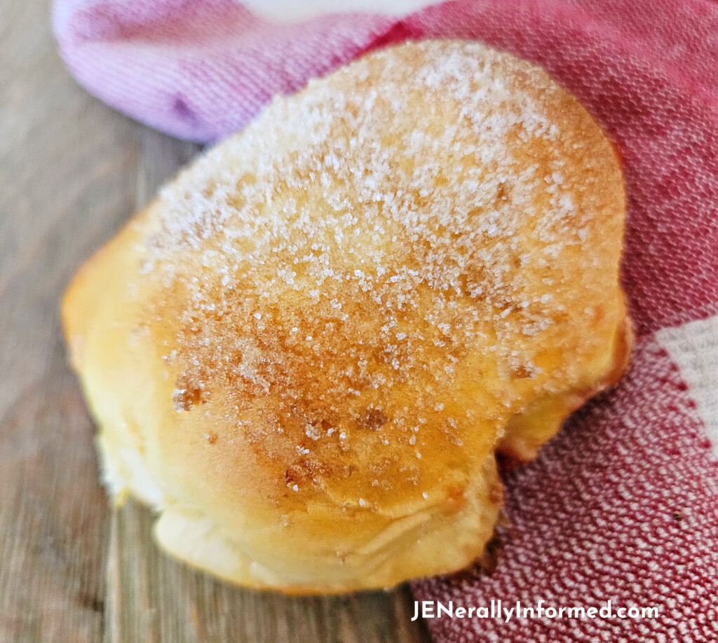 Easy Air Fryer Cherry Bomb Mini Pies in less than 10 minutes and with only 5 ingredients! #airfryer #desserts #easydesserts