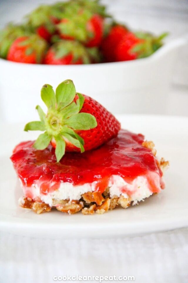 Strawberry pretzel salad without Jello from Cook Clean Repeat.