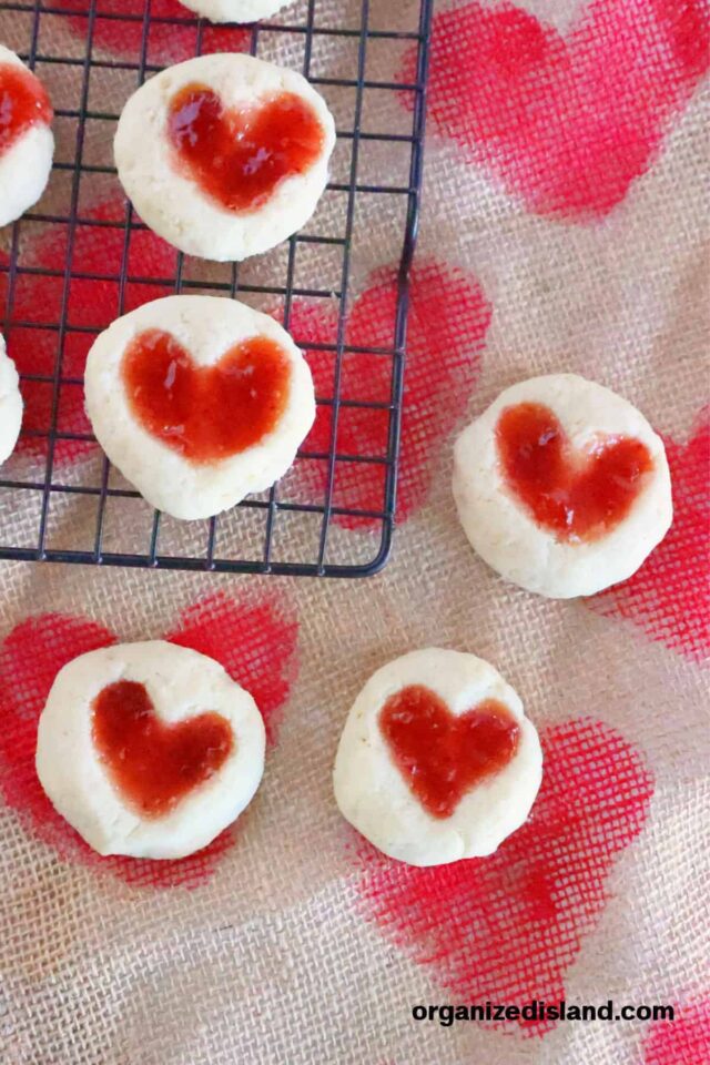 Heart Thumbprint Cookies by Organized Island.