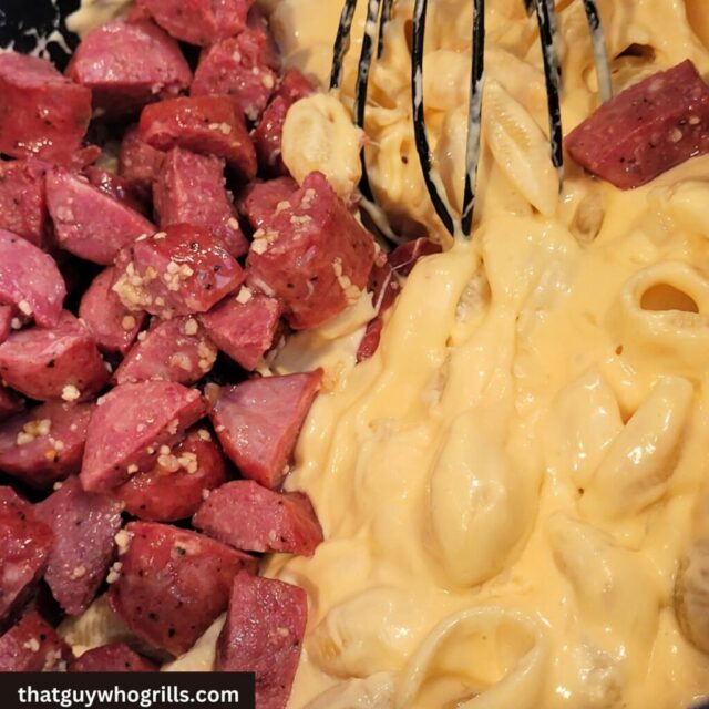 Smoked Sausage Mac And Cheese Recipe from That Guy Who Grills.