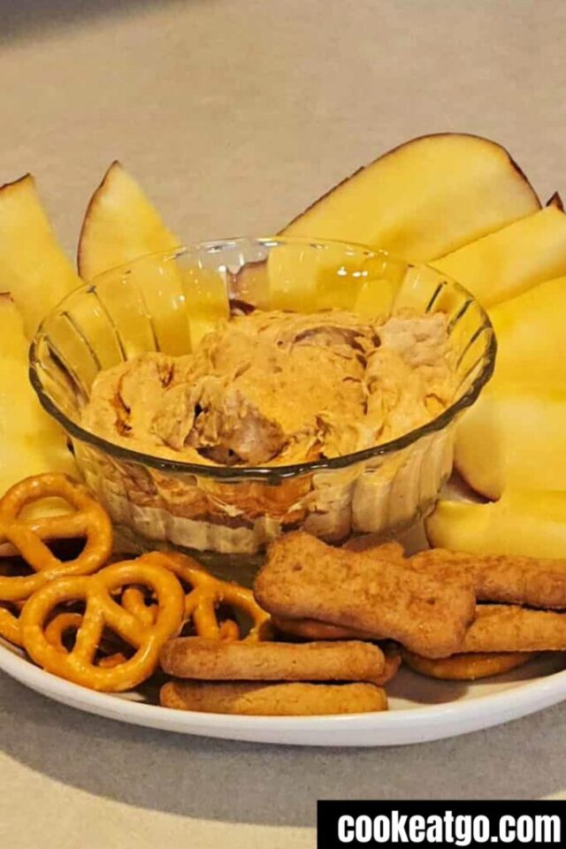 Weight Watchers Pumpkin Fluff Recipe by CookEatGo.