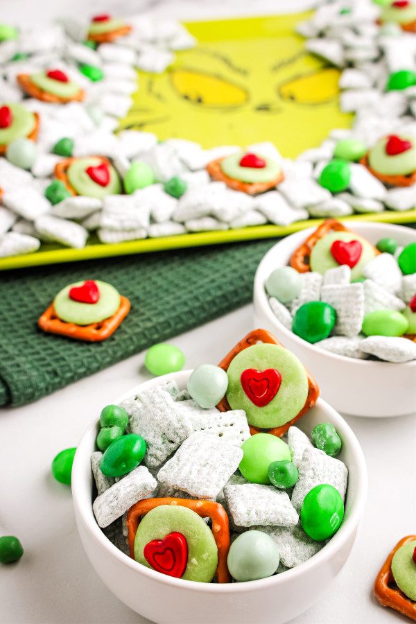 Easy Grinch Snack Mix Recipe with Puppy Chow by Mommy Hates Cooking.